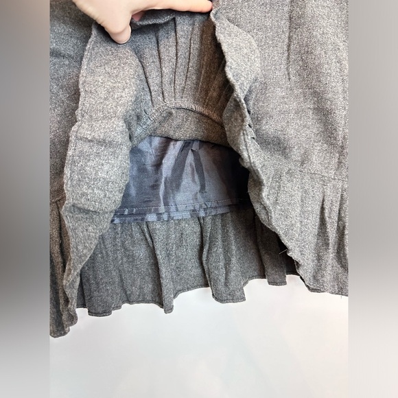 GAP Grey Wool Pleated Button Drop Waist Detail Side Zip Skirt size 10 #1566 - Picture 3 of 5